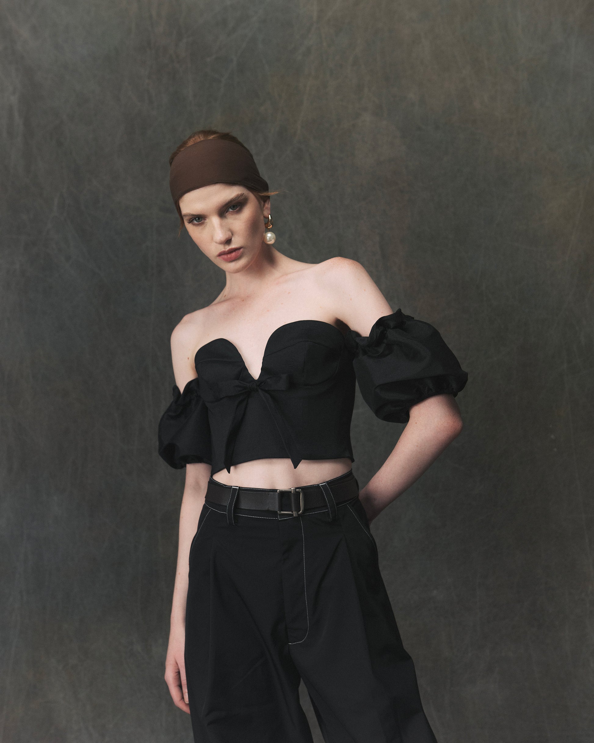 BENAZIR TOP